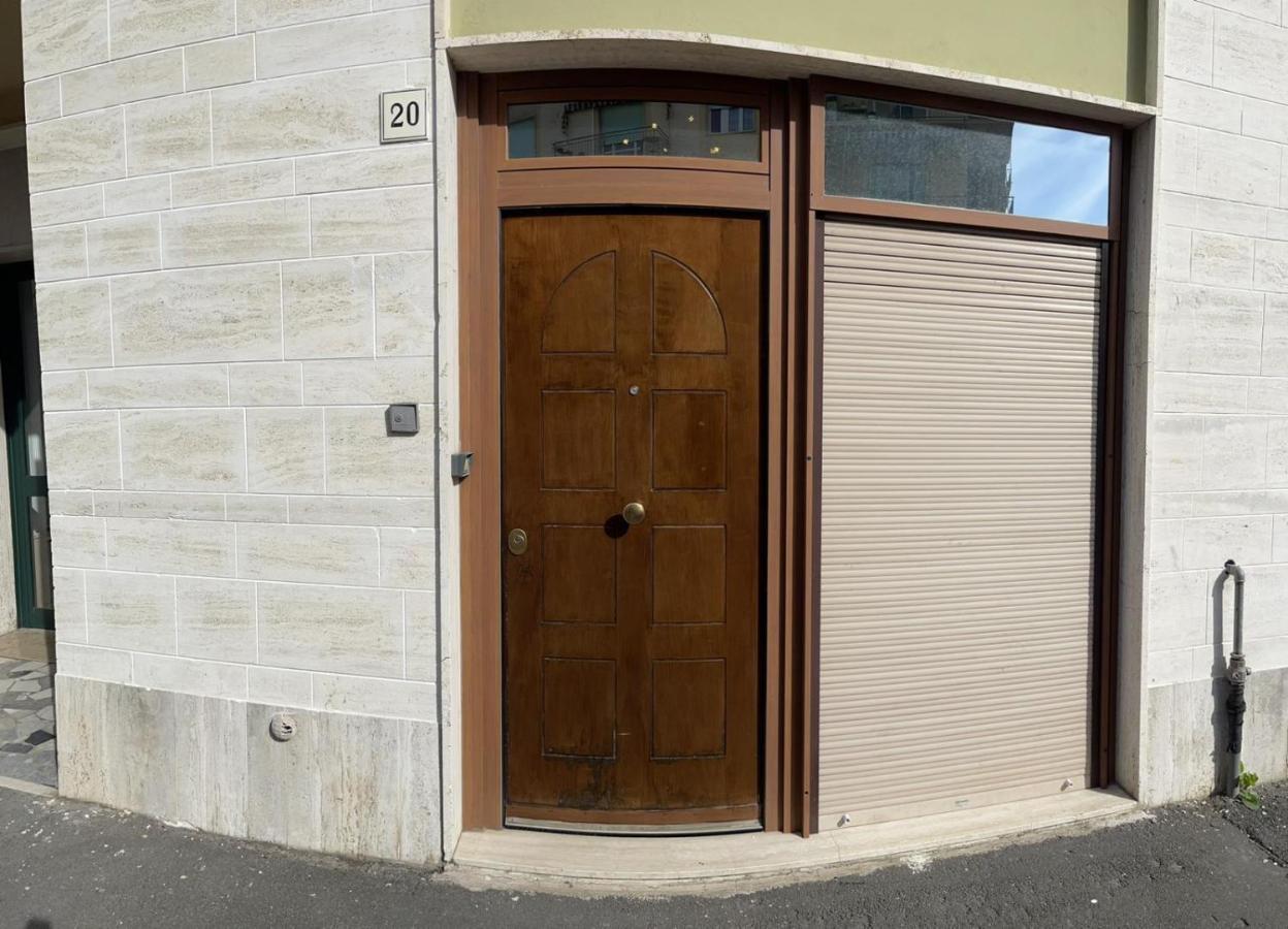 Romeo Apartment Livorno Luaran gambar